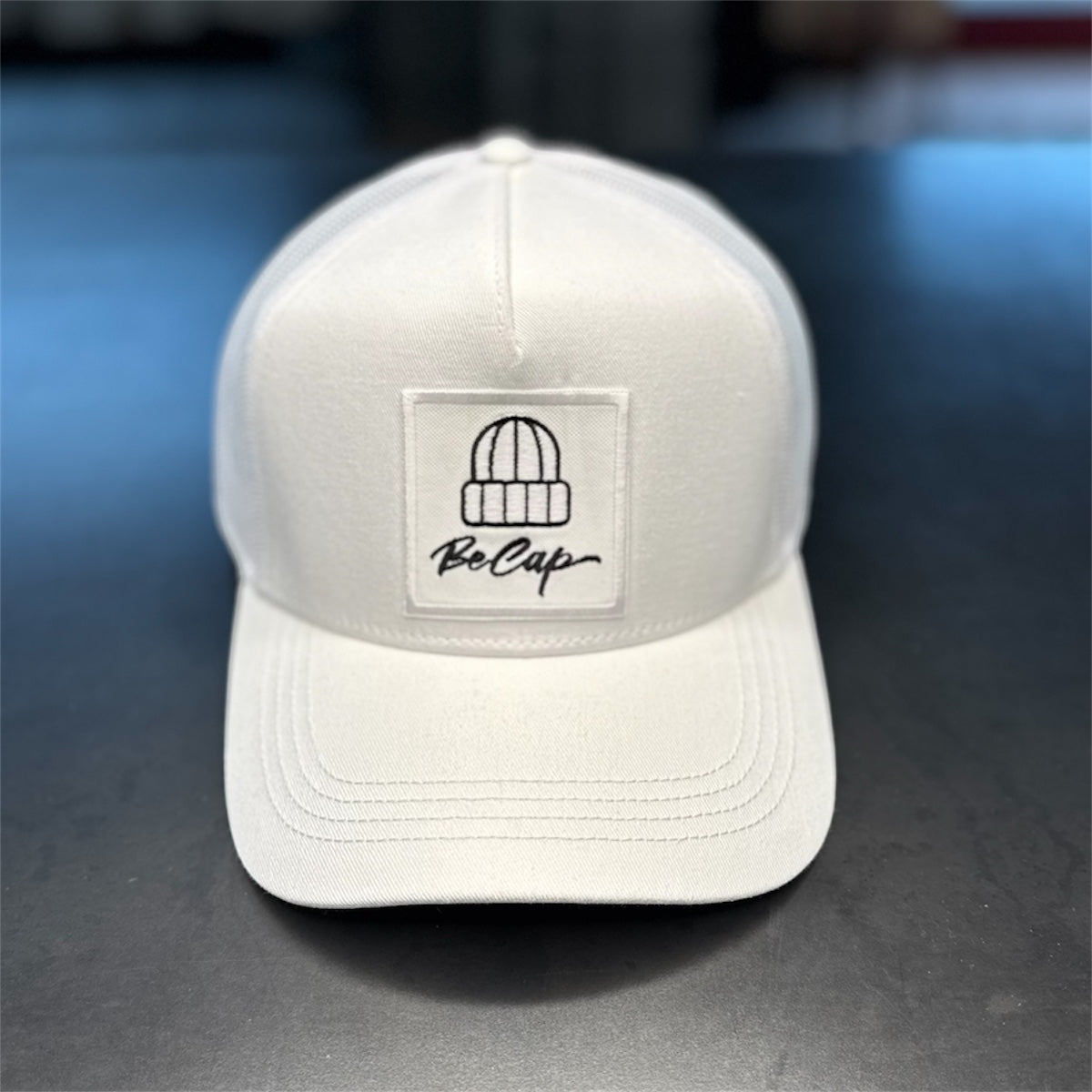 CAPPELLO RAPPER BIANCO