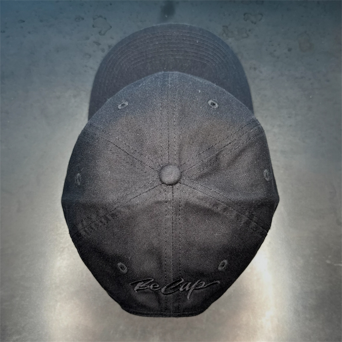 CAPPELLO 6 PANNELLI NERO