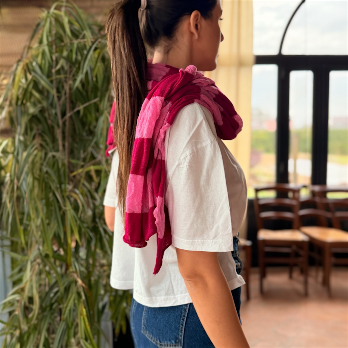 Sciarpa Steel cotone Lampone Rosa indossato
